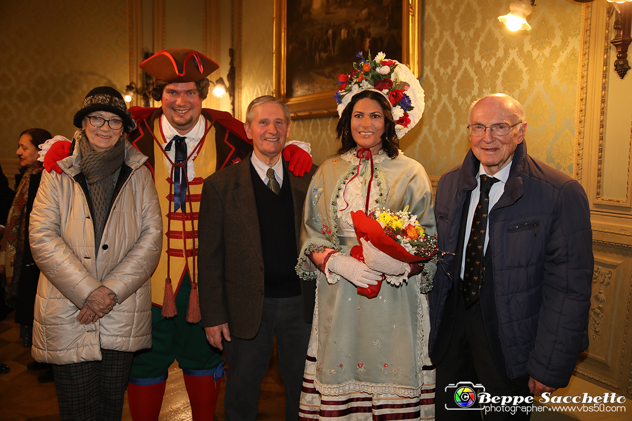 VBS_3689 - Investitura Ufficiale Gianduja e Giacometta Famija Turineisa - Carnevale di Torino 2024.jpg